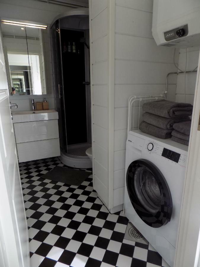 רובניימי Apartment Suutarintie - Authentic Lappish Experience By The River מראה חיצוני תמונה
